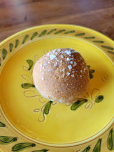 Load image into Gallery viewer, Keto Rolls (Sugar-free/Low Carb/Grain-free/Dairy-free/Vegetarian (4-pack)